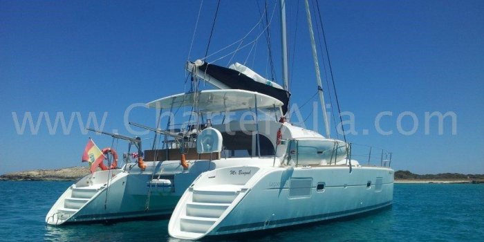 1024x768 Catamaran Lagoon 380 2018 Ibiza and Formentera - CharterAlia boat