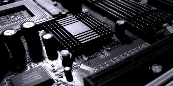 2560x1600 Weekly Wallpaper: Peek Inside Your Computer | Lifehacker Australia