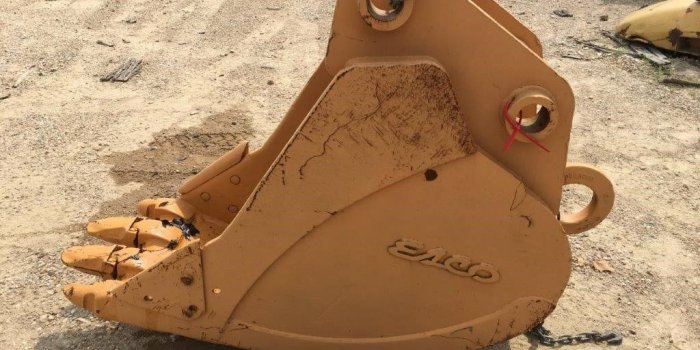 1024x768 ESCO Bucket, GP For Sale In Memphis, Tennessee