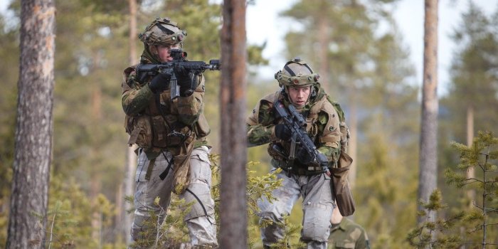 1332x850 Wallpaper weapons, army, soldiers, Norwegian Army images for desktop