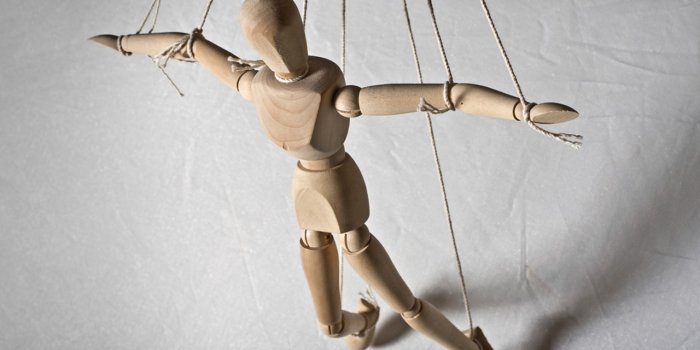 1280x800 Are You Being Emotionally Manipulated? • EBONY