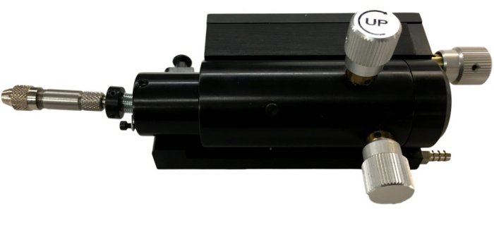 1024x768 550/660VM90 Right Hand Vacuum Base Manipulator Low Profile -  Micromanipulator