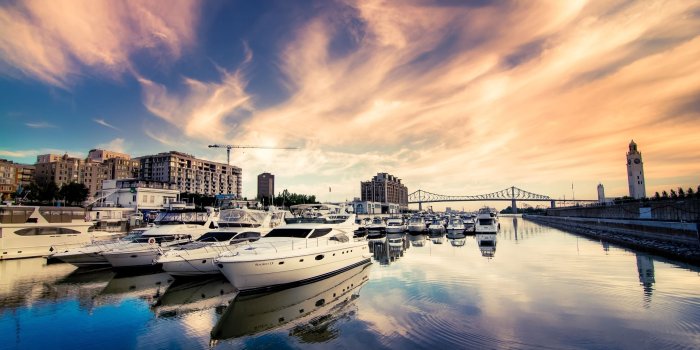 2560x1600 Luxury Boats In Port Mac Wallpaper Download | Free Mac Wallpapers