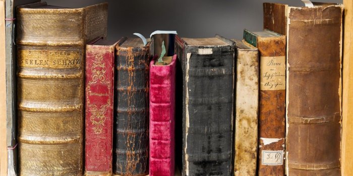 1221x700 Book Read Old Literature wallpaper | 1920x1101 | 1059362 | WallpaperUP