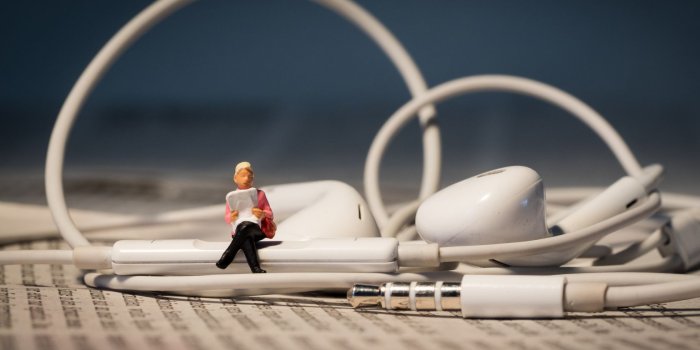 1680x1050 E-book, Literature, Books and Music, Reading, Audio 16:10 Wallpaper