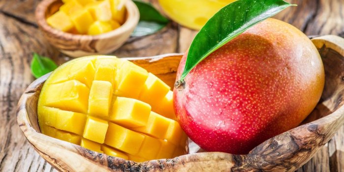 1332x850 Desktop 3d hd Apple Fruits wallpaper