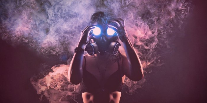 1920x1200 Girl Mask Hot Gas - Girl Vape Wallpaper Hd (#282910) - HD Wallpaper