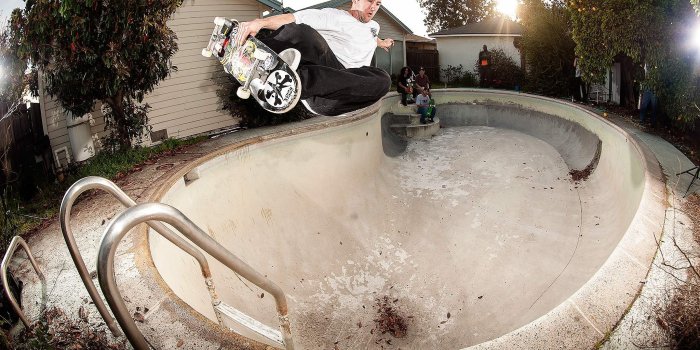 2048x1152 Thrasher Magazine Wallpapers / Star ULTRA HD Textures