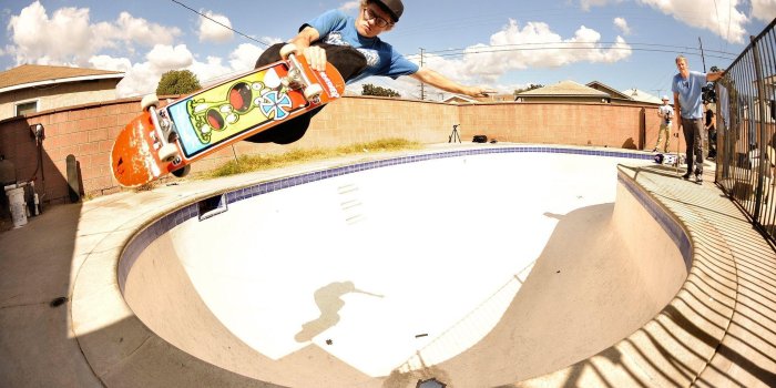 2048x1152 Thrasher Magazine Wallpaper