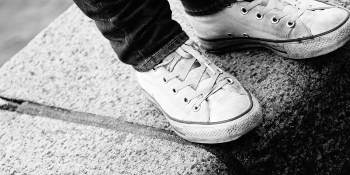 3840x2556 3008901 blackampwhite, black and white, chuck39s, converse, shoes 4k