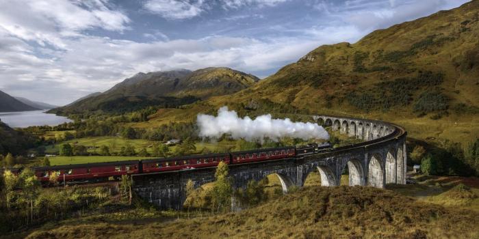 2000x1335 70+ Hogwarts Express Wallpapers on WallpaperPlay
