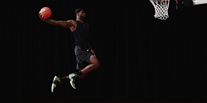 1680x1200 Free download Basketball Dunk Wallpaper Lebron James Basketball dunk