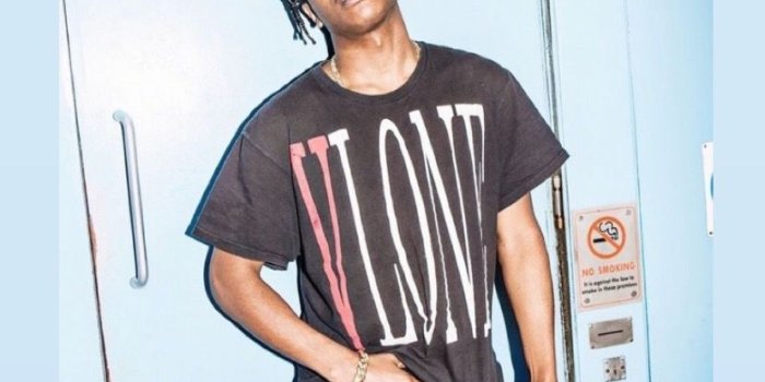 828x1472 Asap rocky wallpaper Vlone Blue | A$ap rocky in 2019 | Rocky blue