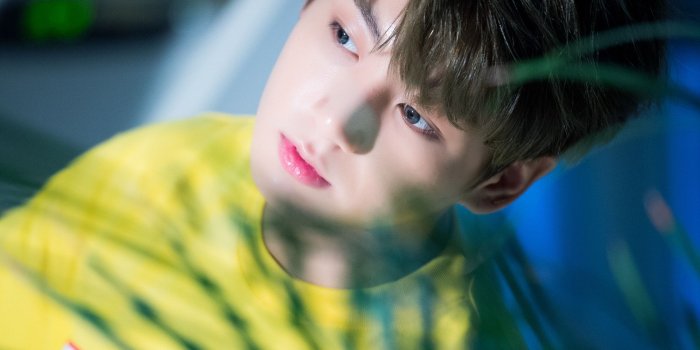 2000x1331 Jungkook - Jungkook Album Love Yourself (#363268) - HD Wallpaper