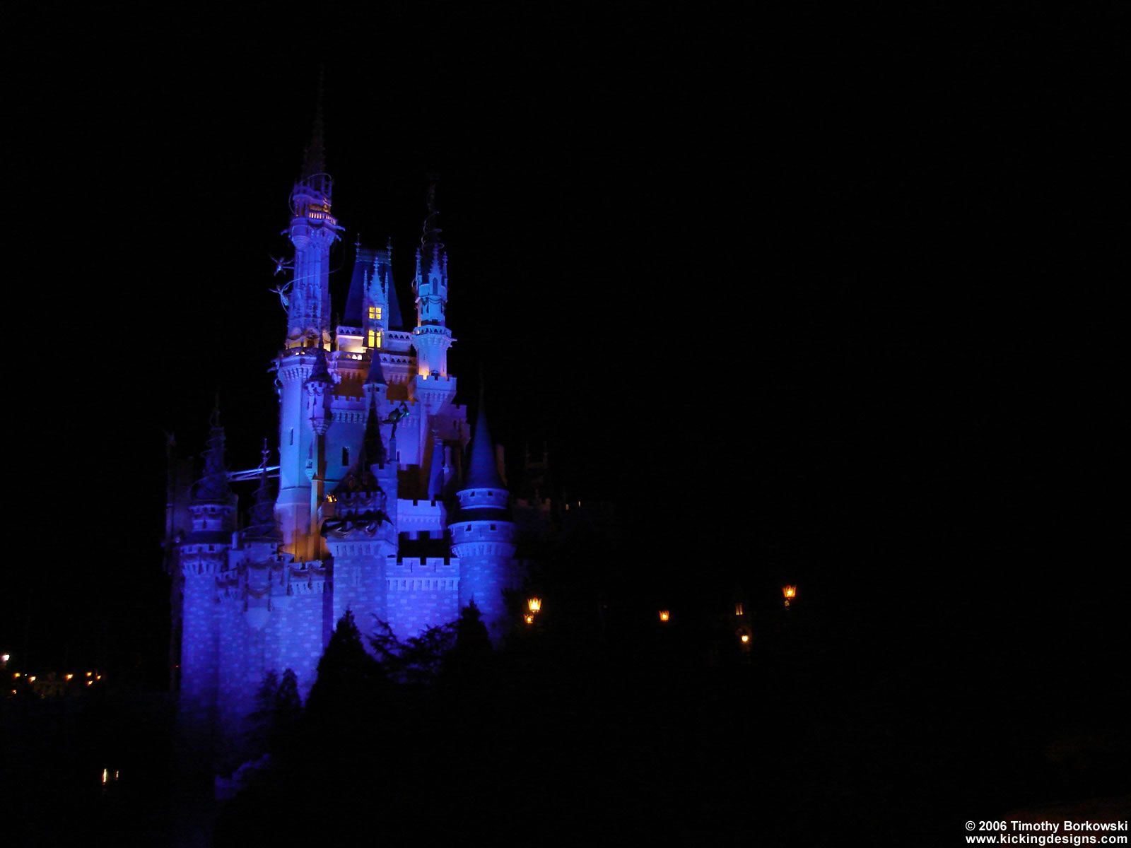1600x1200 Disney World Magic Kingdom - Desktop Wallpaper - 1600 x 1200