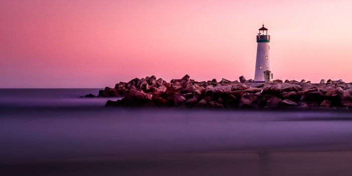 2560x1600 Daily Wallpaper: Lighthouse in Santa Cruz, California | I Like To