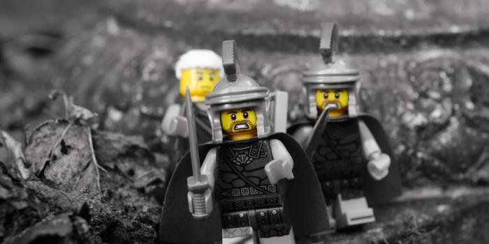 1600x1060 Lego Minifigures in the Wild: Lego Minifigures Series 10 Roman