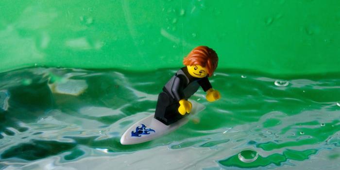 1600x1060 Lego Minifigures in the Wild: Lego Minifigure City Surfer - Wallpaper