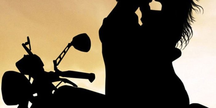 750x1334 Love Romantic Wallpapers