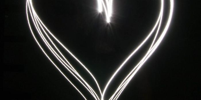 1440x2560 Light Heart Wallpaper - iPhone, Android & Desktop Backgrounds