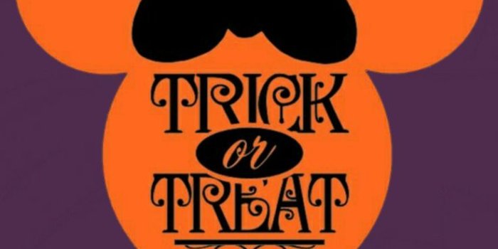 736x1308 Mickey And Minnie Halloween Wallpaper Download - Mickey And Minnie