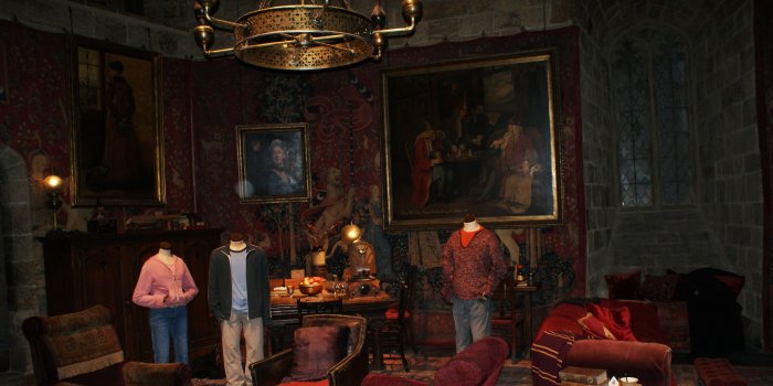 3872x2592 Pony and Teacup travel to the Harry Potter Studios! | Ponies and Teacups