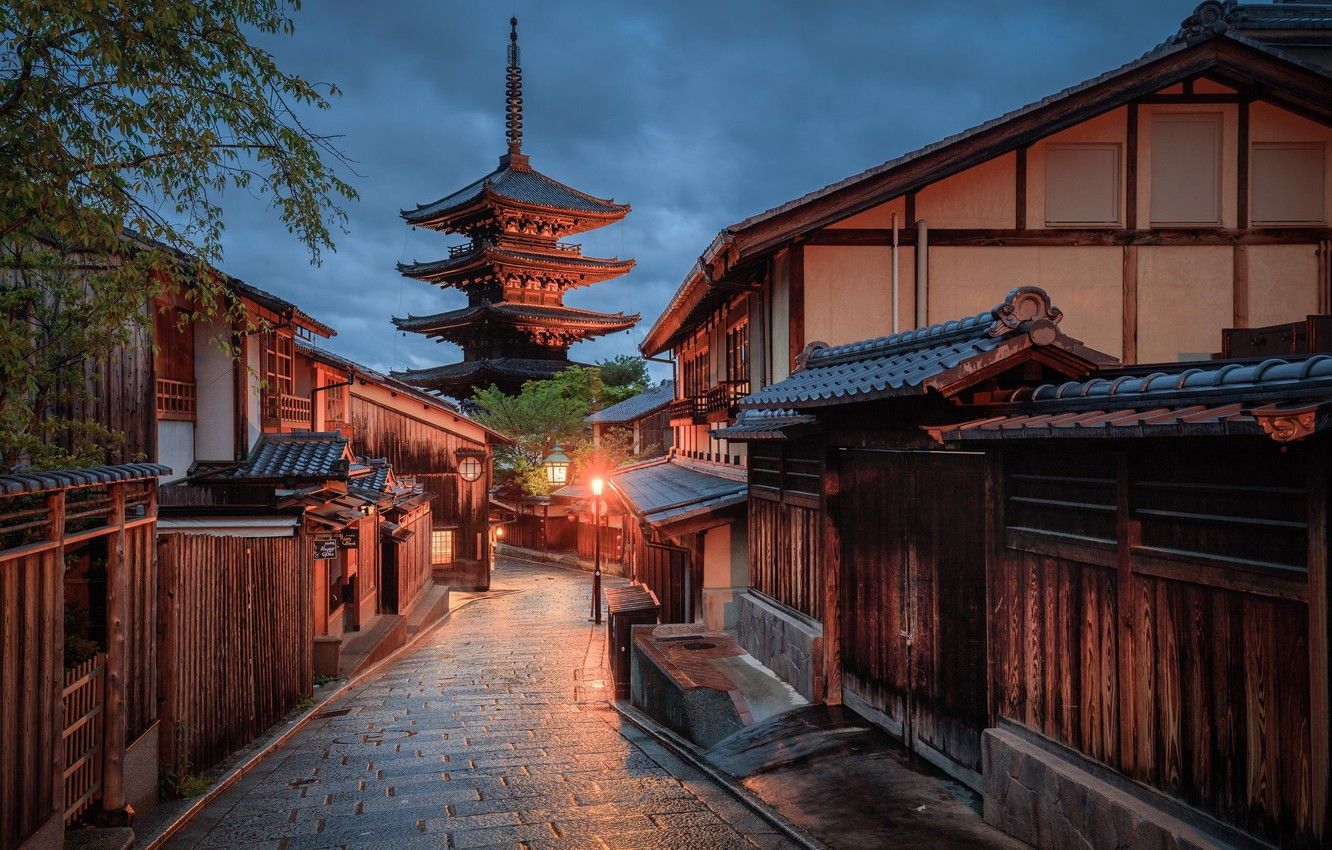 1332x850 Wallpaper night, clouds, street, Japan, track, lantern, Kyoto images