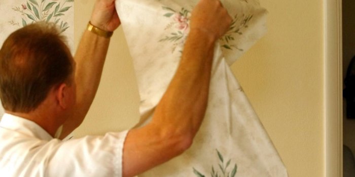 1280x1707 How to Remove Wallpaper | HGTV