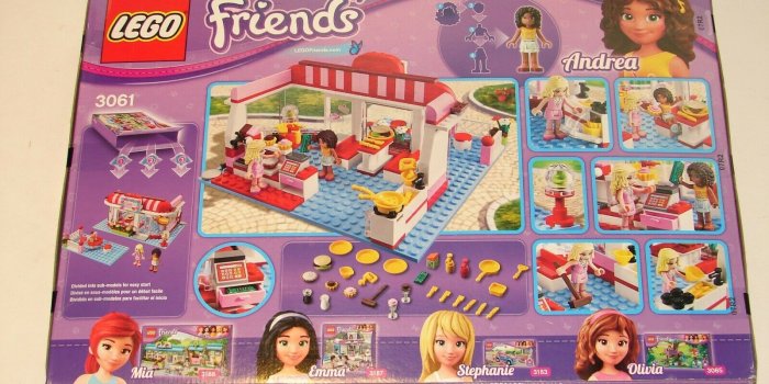 1600x1200 LEGO Friends Park Café (3061)