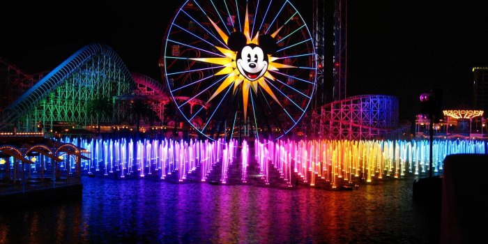 2560x1600 Disneyland Wallpapers