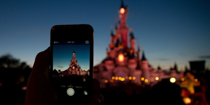 1920x1200 Disneyland Castle Apple Photo Desktop Wallpaper