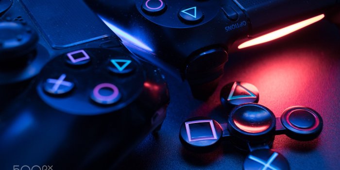 2048x1365 Wallpaper : Fidget Spinner, controllers, PlayStation, video games