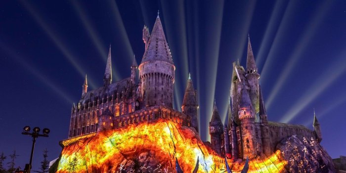 1200x800 Harry Potter's Wizarding World gets an incredible new light show