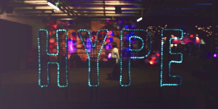 3911x2500 green hype led light signage free image | Peakpx