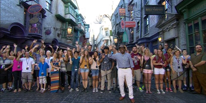 1920x1080 Al, Natalie visit Harry Potter’s ‘Diagon Alley’