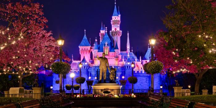 2000x1300 Disney Castle HD Wallpapers 21633 - Baltana