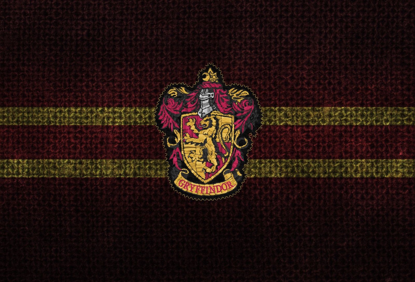 1600x1089 harry potter crest gryffindor hogwarts 1600x1089 wallpaper High