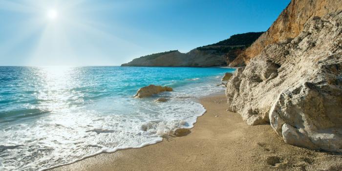 2560x1440 Sunshine Beach Background HD Wallpaper, Background Images