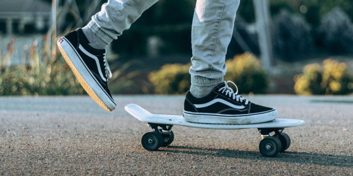 1000x800 500+ Vans Pictures [HD] | Download Free Images on Unsplash