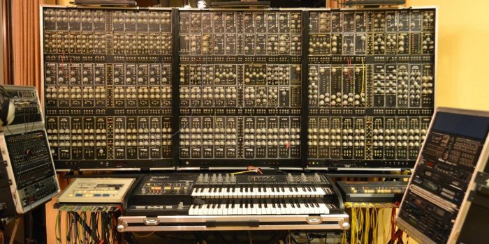 1920x1280 66+ Synthesizer Wallpapers on WallpaperPlay