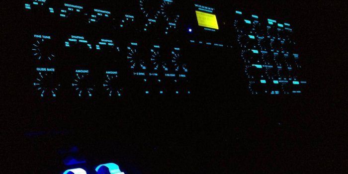 1632x1224 Synthesizer Wallpaper - Wallpapers Browse