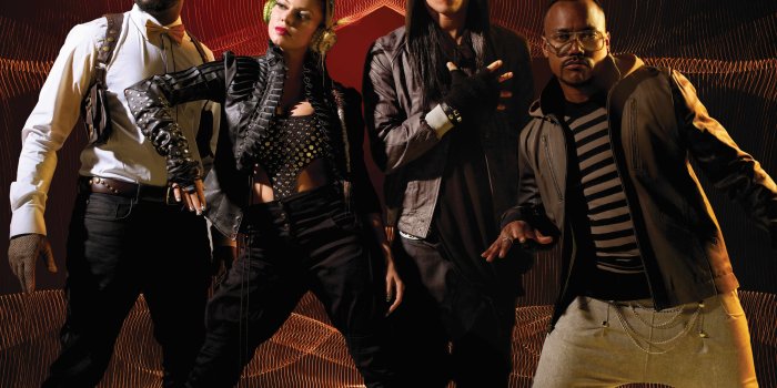 5000x3750 Fergie – Music Row Girl