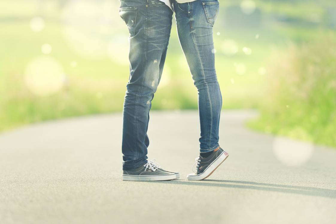 1123x750 Jeans, Textile, Romance, Love, Couple HD Wallpaper, Holidays