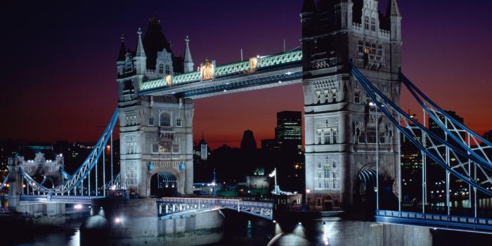 1600x1200 Tower Famous Bridge Wallpaper – Travel HD Wallpapers