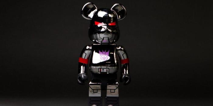 1024x781 Bearbrick Megatron Transformer 400%