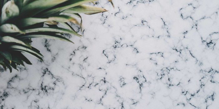 3840x2560 3110733 crown, flat lay, fruit, marble, minimal, minimalist
