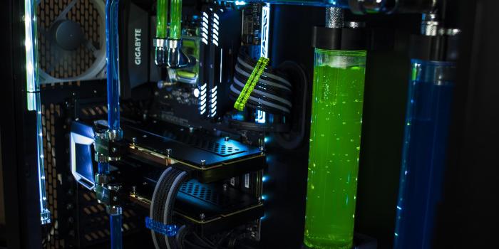 3840x2160 Download 3840x2160 Custom Water Cooling, Green Liquid, Pc Gaming