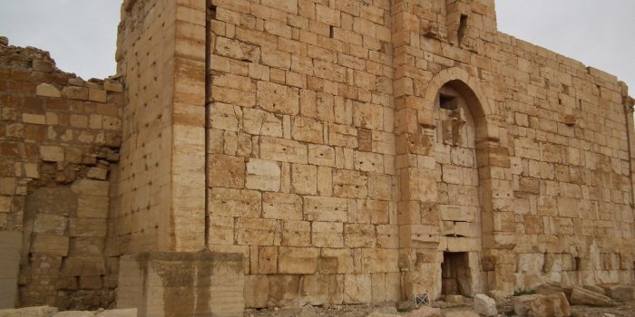 1600x1200 New Images Show ISIS's Destruction of Palmyra But Also a City Preserved