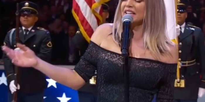 1600x1200 Fergie's Rendition of the National Anthem Leaves Players (and
