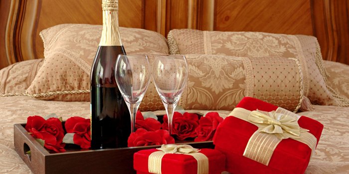 2560x1600 Romantic Wallpaper with Champagne | Gallery Yopriceville - High